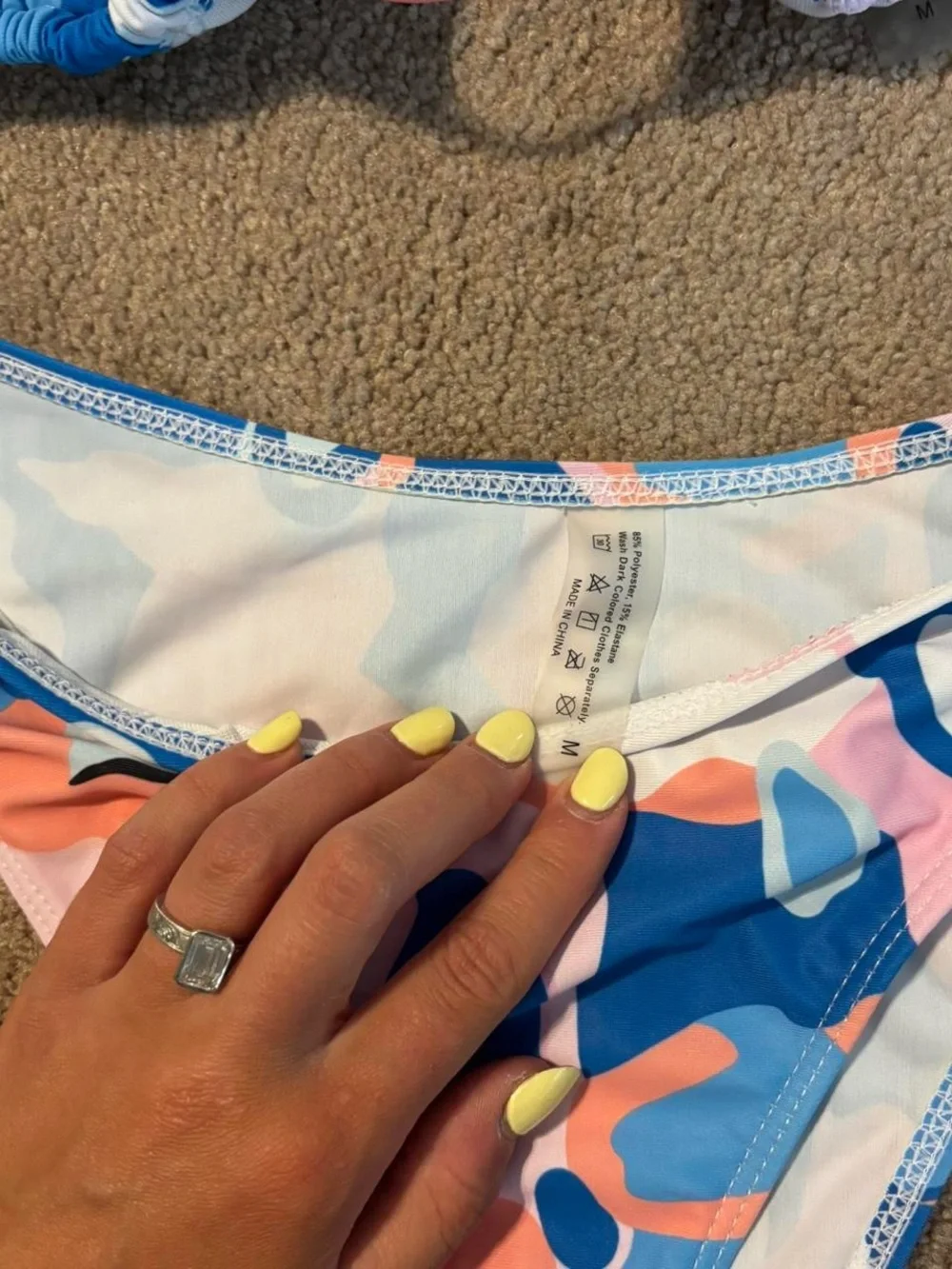 Bikini set - Picture 3 of 3